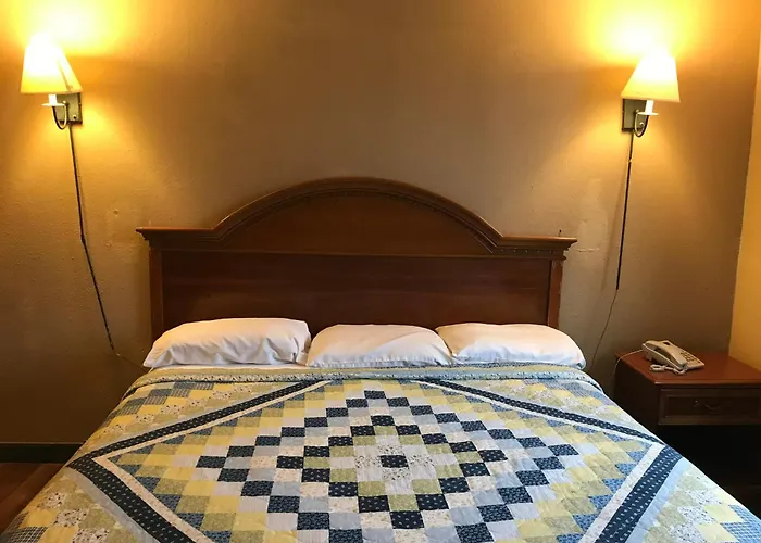 Economy Inn